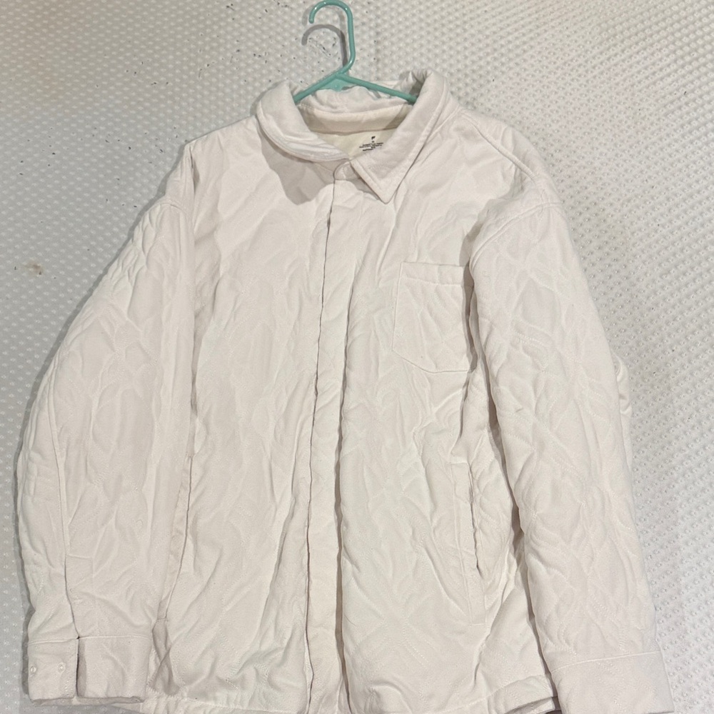 Fabletics Cream Quilted Shirt Jacket